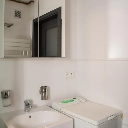 A Flat In - M121